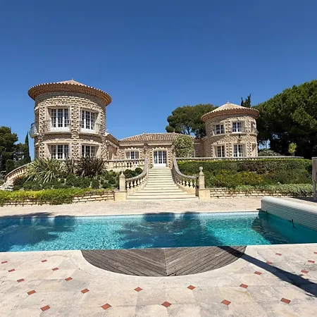 Domaine De Joce - Piscine & Vue Oda ve Kahvaltı *
